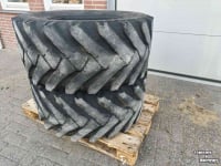 Wheels, Tyres, Rims & Dual spacers  405/70R20