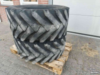 Wheels, Tyres, Rims & Dual spacers  405/70R20