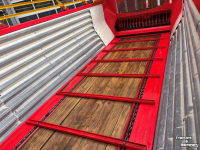 Self-loading wagon Pottinger Euroboss 290T