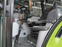 Tractor Claas Arion 460 CIS met lader en lucht