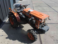 Horticultural Tractors Kubota B5001 4WD minitrekker minitractor handgeschakeld