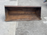 Loading buckets  Grondbak 2 meter