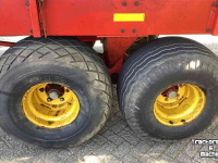 Self-loading wagon Taarup 1030