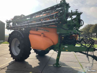 Fieldsprayer pull-type Amazone UX 5200
