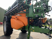 Fieldsprayer pull-type Amazone UX 5200