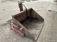Tractor tipping boxes  Kiepbak