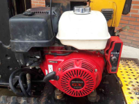 Tracked Earth-dumper JCB Rupsdumper