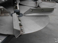 Lime spreader Spreadpoint SP900