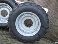 Wheels, Tyres, Rims & Dual spacers Mitas 440/65r28