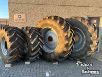 Wheels, Tyres, Rims & Dual spacers Michelin set MachXbib 600/70R30 en 710/70R42  Case-IH Magnum NewH T8