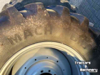 Wheels, Tyres, Rims & Dual spacers Michelin set MachXbib 600/70R30 en 710/70R42  Case-IH Magnum NewH T8