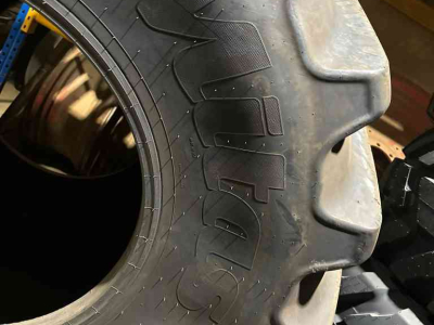 Wheels, Tyres, Rims & Dual spacers Mitas 1250/50R32