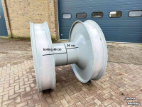 Wheels, Tyres, Rims & Dual spacers Titan W10AR54 velgen met bolling ca. 46 cm