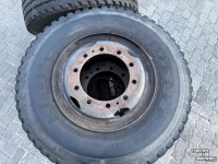 Other wheels, rims, tyres and accessories  Landbouw banden / landbouwwielen 10.00 R20