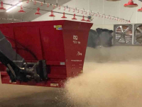 Sawdust spreader for boxes AG Dispenser FS 200 (Zaagselstrooier, pluimvee)