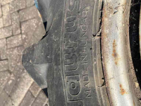 Wheels, Tyres, Rims & Dual spacers Taurus 12.4R28 set incl. velgen