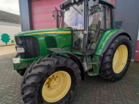 Tractor John Deere 6220 Premium