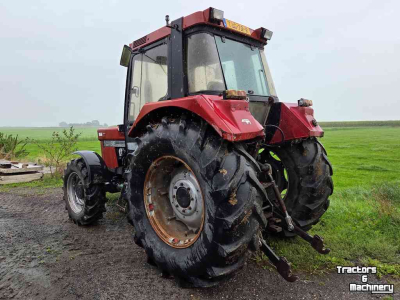 Tractor Case-IH 845 XL