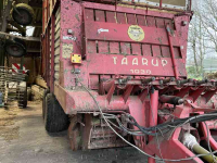 Self-loading wagon Taarup 1030