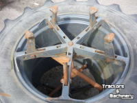 Wheels, Tyres, Rims & Dual spacers Good Year 14.9 x 28
