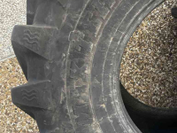 Wheels, Tyres, Rims & Dual spacers BKT Set Agrimax Teris 800/65R32 54mm  IDEX 178