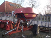 Fertilizer spreader Trioliet tst