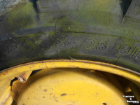 Wheels, Tyres, Rims & Dual spacers John Deere 9-28