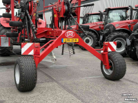 Rake Lely 815 CD Vario