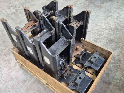 Other tractors and accessories New Holland Sauermann CASE-IH Trekhaak frame slede rail HS 685-NH-B