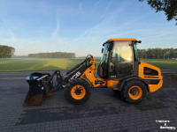 Wheelloader JCB 407 shovel