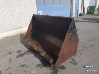 Loading buckets  Grondbak