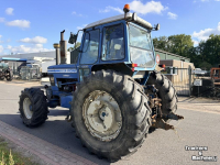 Tractor Ford 8700