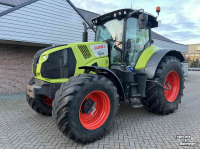 Tractor Claas Axion 810 Cmatic