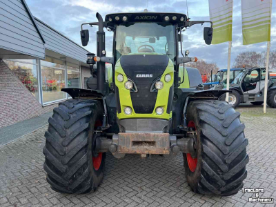 Tractor Claas Axion 810 Cmatic