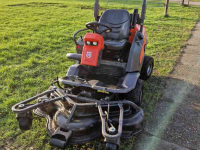 Ride-on mower Husqvarna P520D