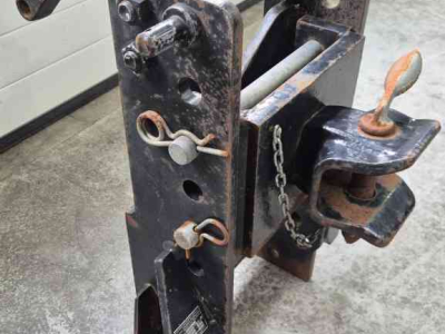 Other tractors and accessories Massey Ferguson Cramer Trekhaakframe Trekhaak MF