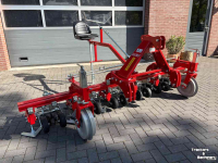 Inter-row cultivator  Alm hangestuurde schoffelmachine