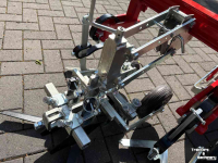 Inter-row cultivator  Alm hangestuurde schoffelmachine