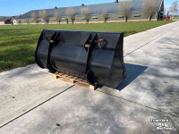 Loading buckets Hekamp Schaeff grondbak 1.85m