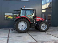 Tractor Massey Ferguson 5712 S Dyna-4