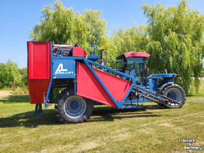 Carrot harvester Asa-lift SP 200 DF
