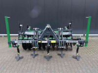 Cultivator Hofstede SHERP Voorzet cultivator woeler hydraulische hef groenbemester