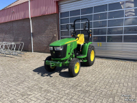 Small-track Tractor John Deere 3046R