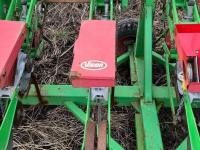 Seed drill Vicon monocentra bietenzaaimachine