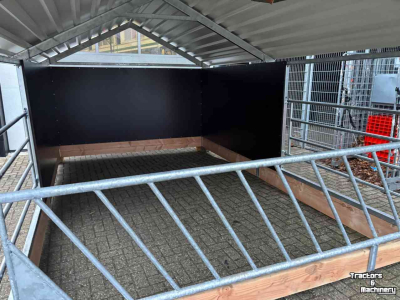 Calf hutches  Groot Kalverhok