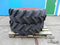 Wheels, Tyres, Rims & Dual spacers Kleber 320/85R24 op 8-gaats Fendt velgen