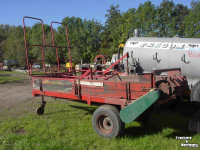 Manure spreader  Mentor