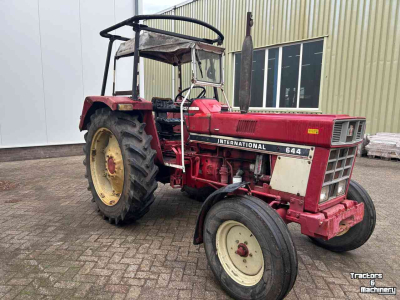 Tractor International 644