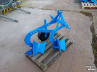 Ploughs  2 schaar ploeg