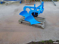 Ploughs  2 schaar ploeg